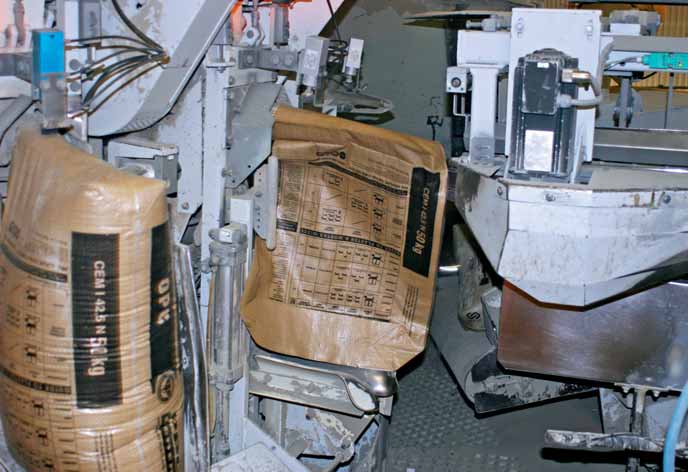 Starlinger: Machinery for the production of dry bulk packaging